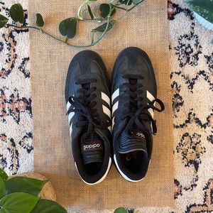 Like New Adidas Sambas Women’s 8/8.5